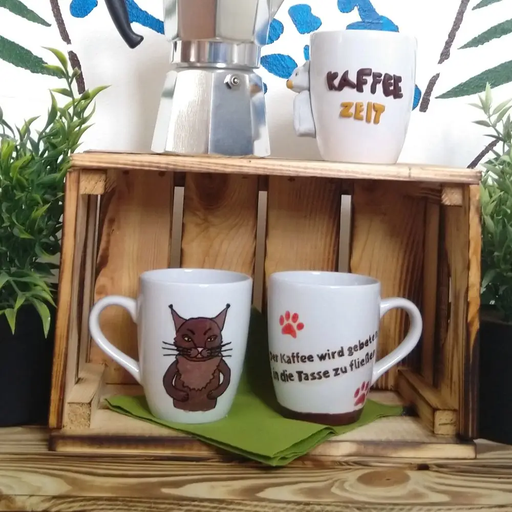 Handbemalte Tassen mit Katzenmotiv und Spruch